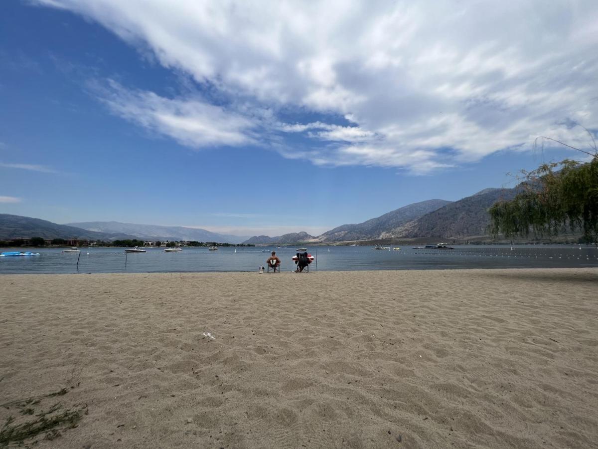 Spanish Fiesta Resort Osoyoos Exterior photo